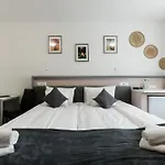 Hotel Safari